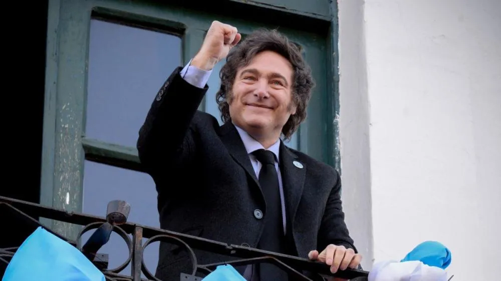 Reforma trabalhista de Milei avança e promete mudanças profundas no mercado argentino