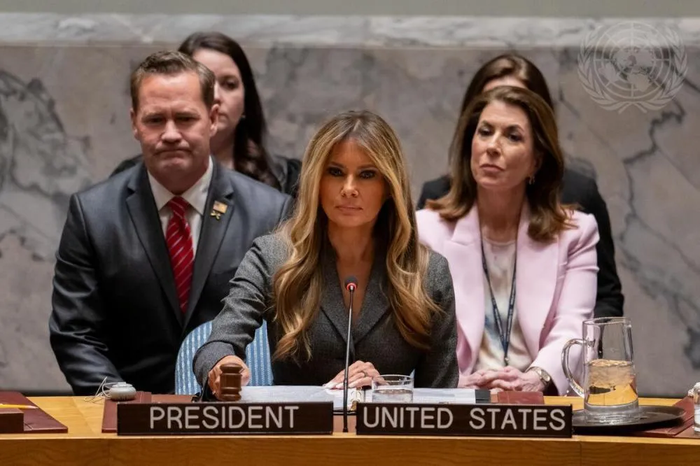 Melania Trump faz história ao presidir Conselho de Segurança da ONU