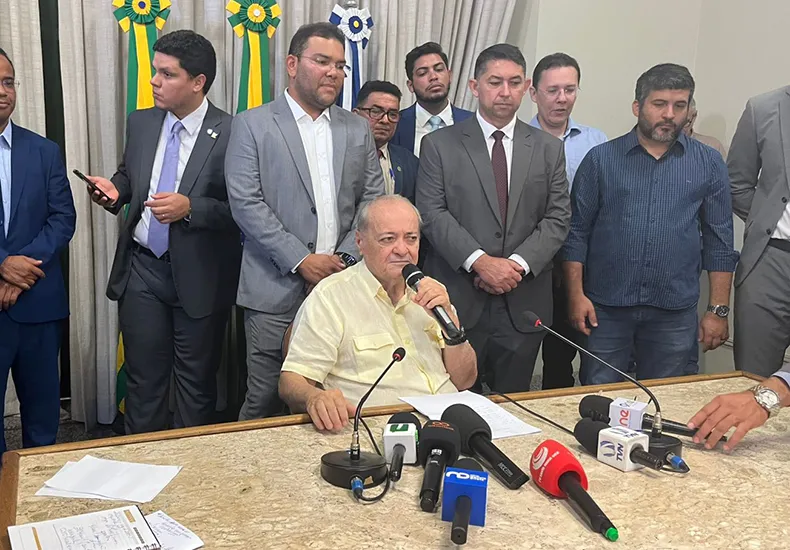 Prefeito Silvio Mendes suspende IPTU após repercussão negativa