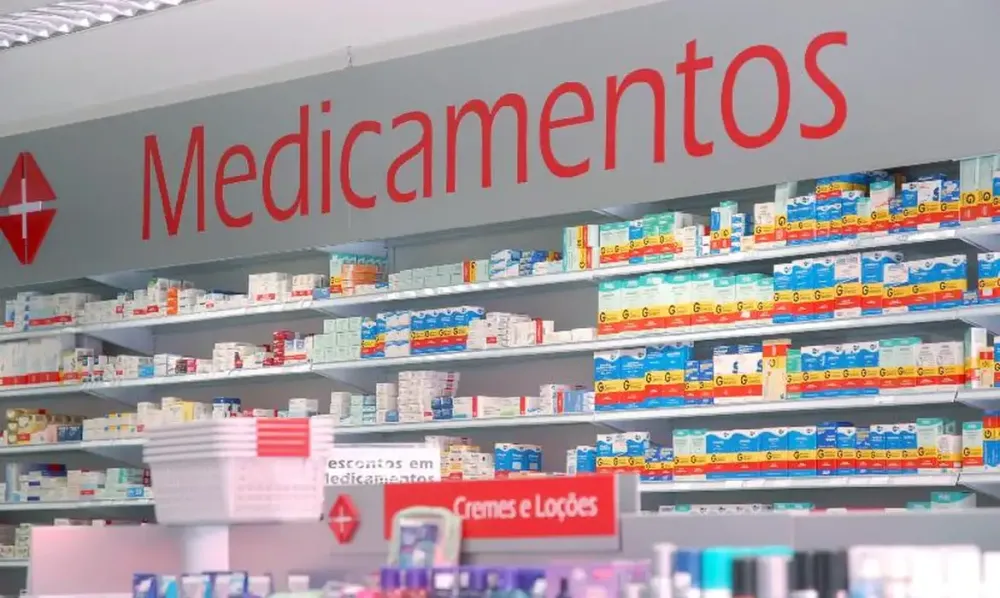 Câmara aprova venda de medicamentos em farmácias dentro de supermercados