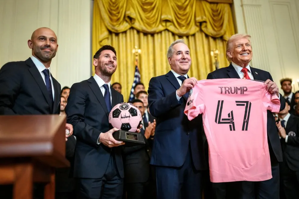 Na Casa Branca, plateia grita que Messi é melhor que Pelé durante encontro com Trump
