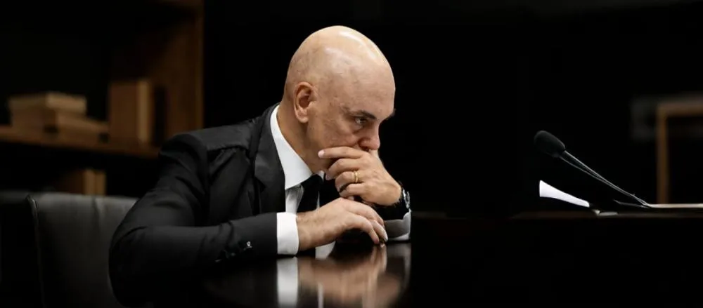 Pedido afastamento e prisão de Alexandre de Moraes
