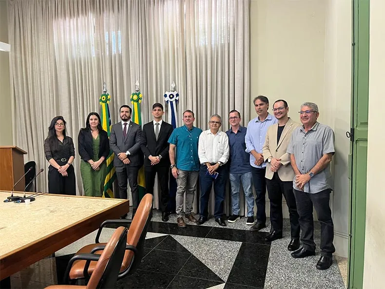 Prefeitura propõe teto de 25% no reajuste do IPTU e apresenta proposta a entidades