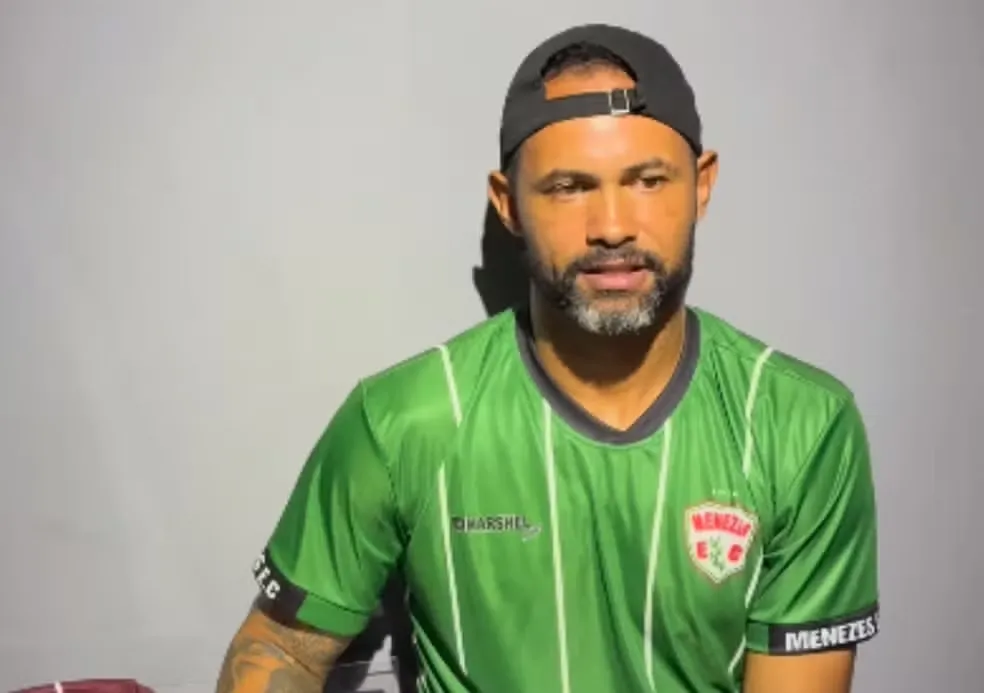 Goleiro Bruno é considerado foragido pela Justiça do Rio