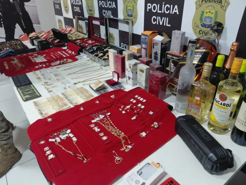 Idoso suspeito de receptação é preso com joias roubadas em Teresina