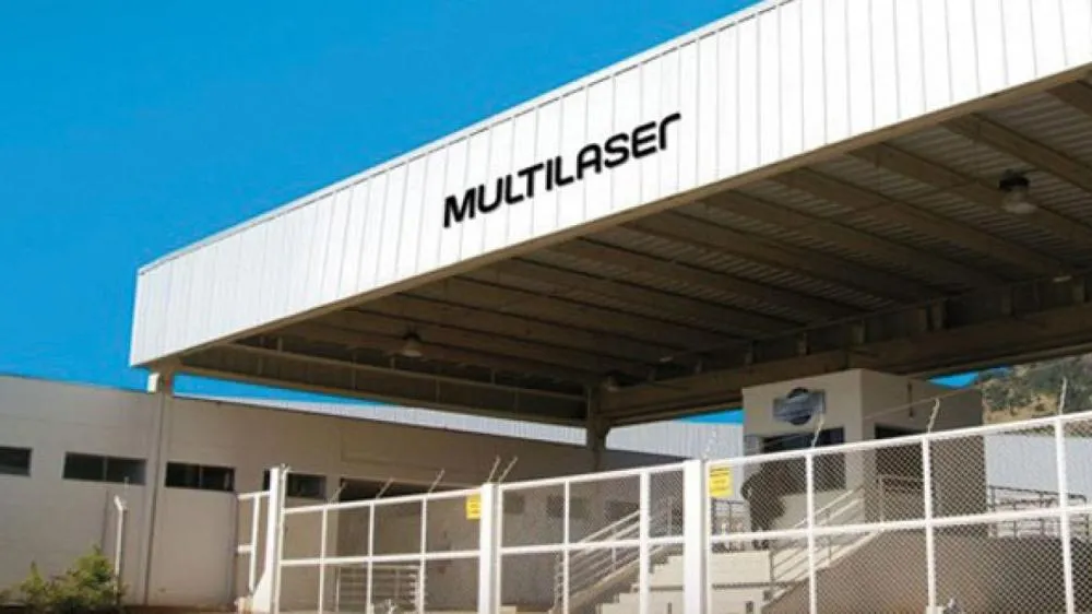 Multilaser reduz prejuízo e melhora desempenho no fim de 2025