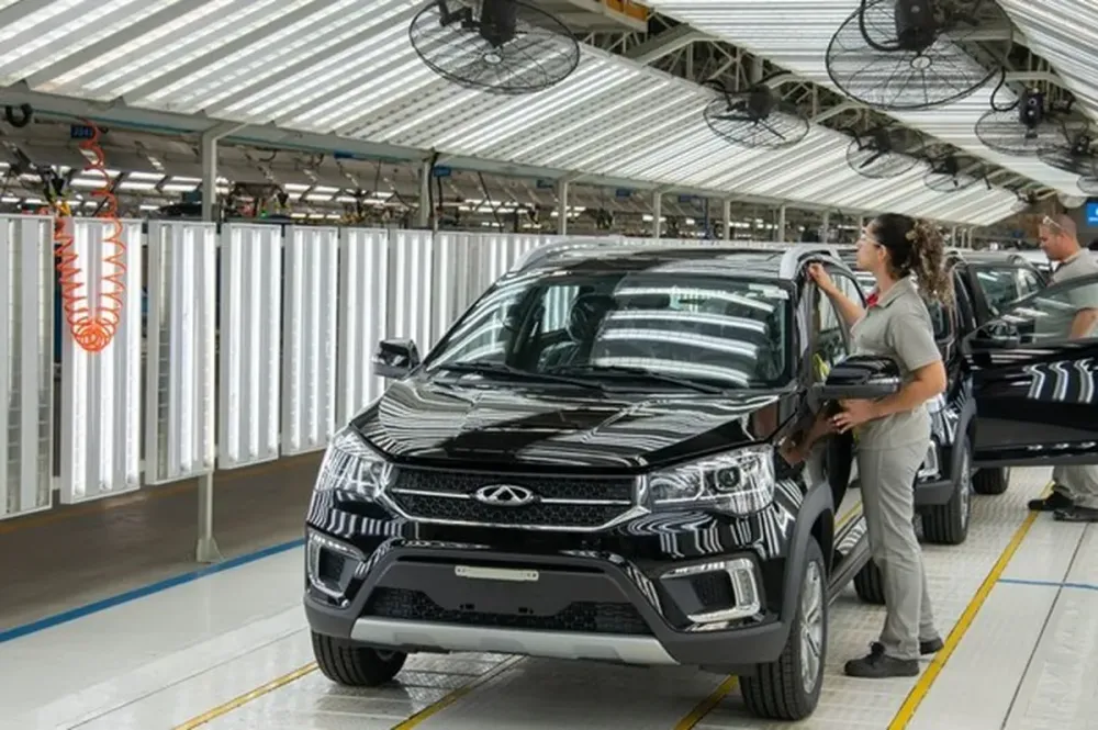 Carros chineses devem ser mais baratos no Brasil e pressionar concorrência
