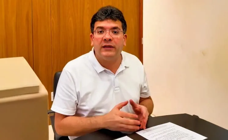 Água, medidores e recuo: quando a pressão do campo fala mais alto