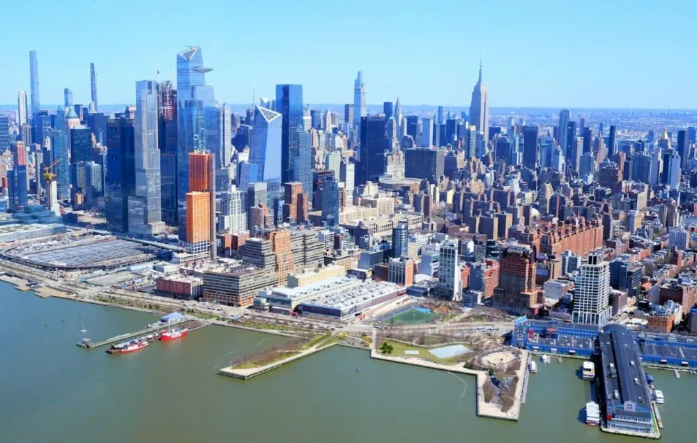 Manhattan não é uma cidade. É o coração de Nova York.