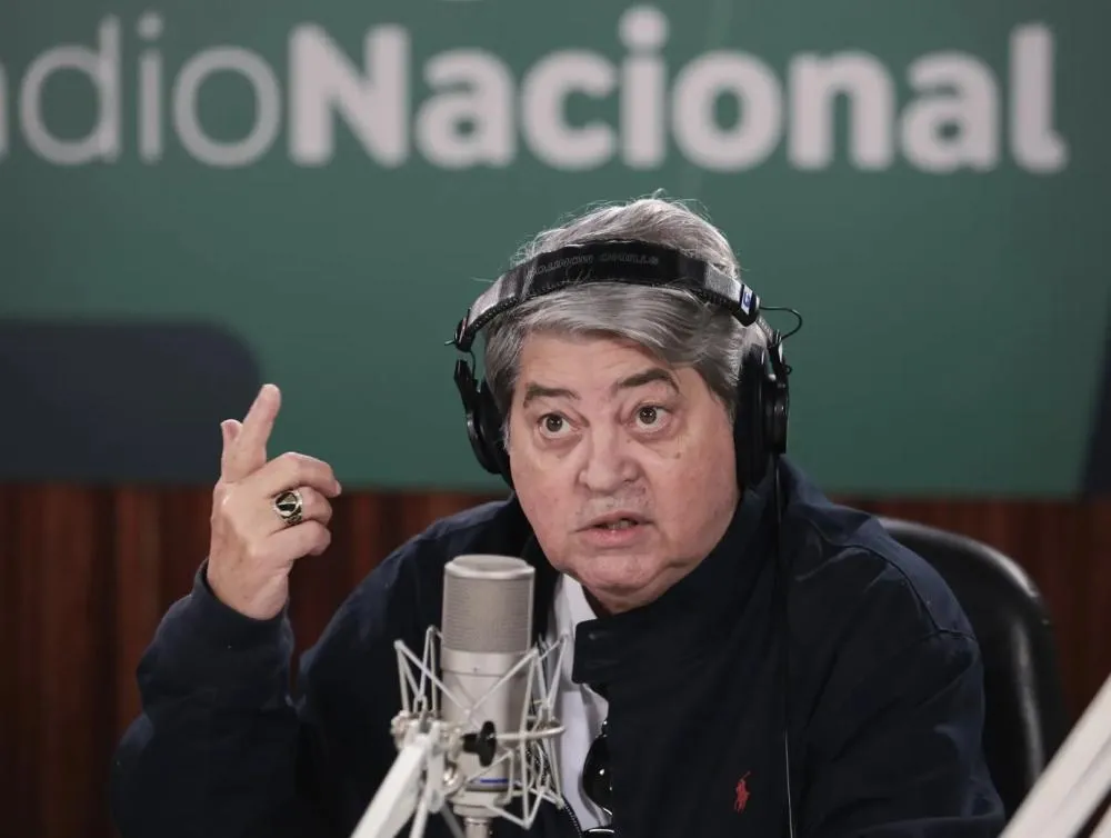 Datena perde a paciência ao vivo e reclama de falta de audiência na Rádio Nacional