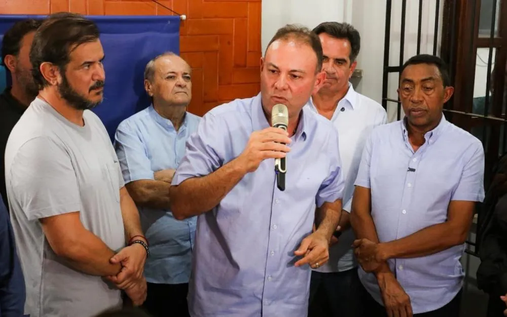 O “vice dos sonhos”: sinais políticos apontam para Jeová Alencar na chapa de Joel Rodrigues