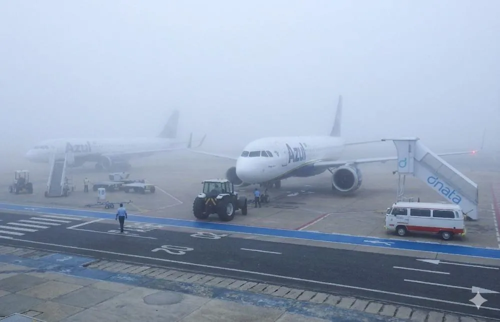 Neblina intensa provoca cancelamento e alteração de voos em Teresina