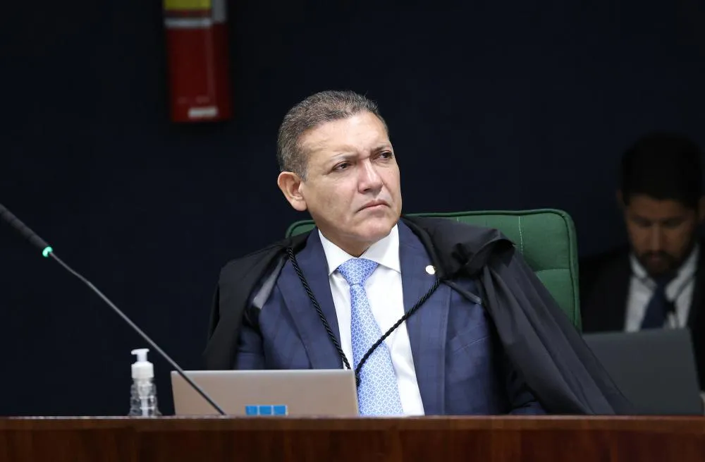 Nunes Marques assume presidência do TSE