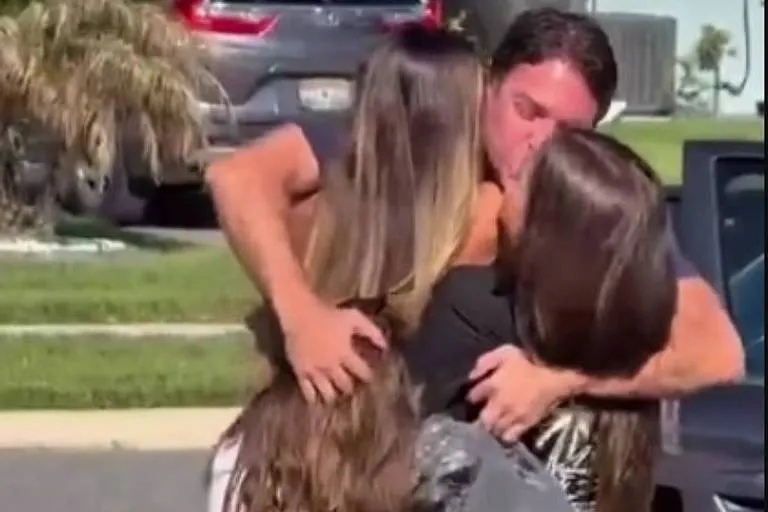 Vocês viram o abraço?