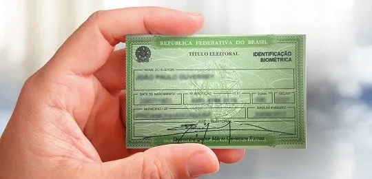 Eleitor tem até 6 de maio para regularizar título e evitar restrições legais