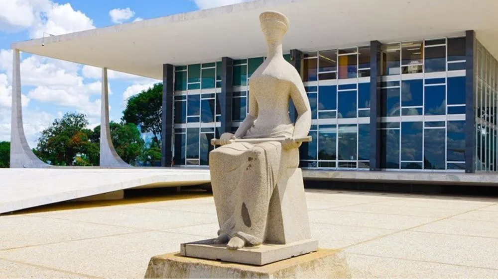Desconfiança no STF cresce e atinge maioria dos brasileiros