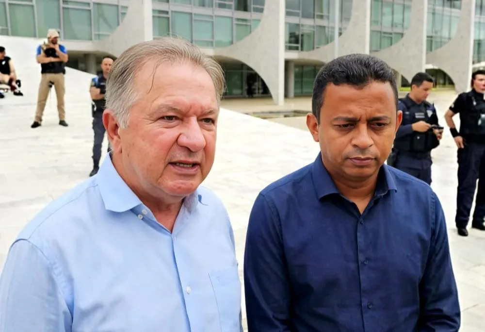 Merlong Solano e Dr. Francisco reconhecem desgaste do governo e apontam estratégia de reação