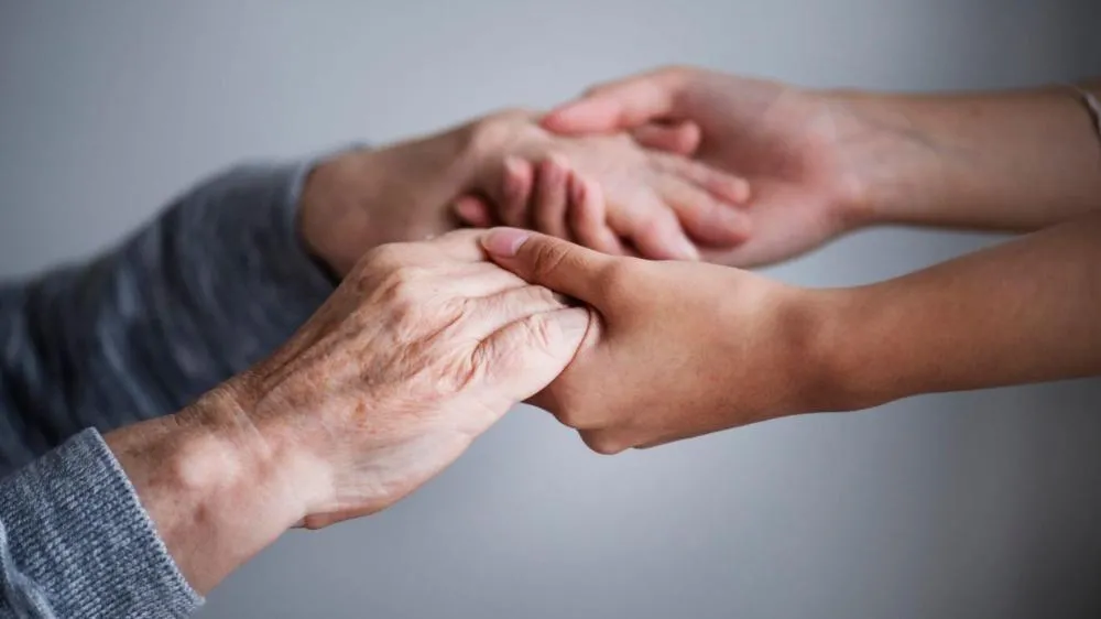 Terapia celular avança e reacende esperança contra o Parkinson