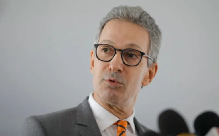 Zema assume papel de “inconfidente” e enfrenta Gilmar Mendes e o STF sem recuar
