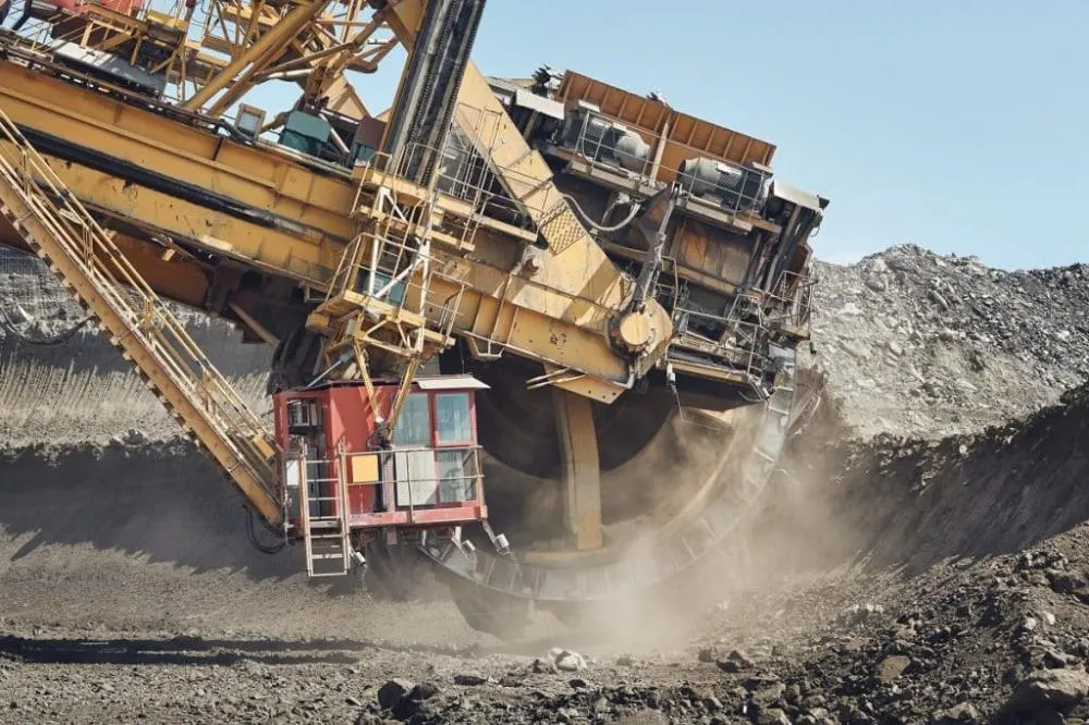 Governo avalia taxar exportação de minerais e reacende debate sobre indústria nacional