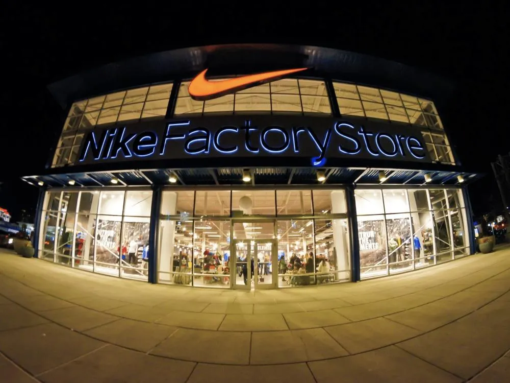 Nike anuncia corte de 1.400 funcionários em meio à queda nas vendas