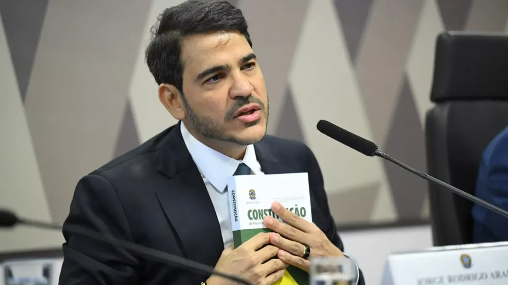 Senado rejeita Jorge Messias e impõe derrota histórica ao governo Lula