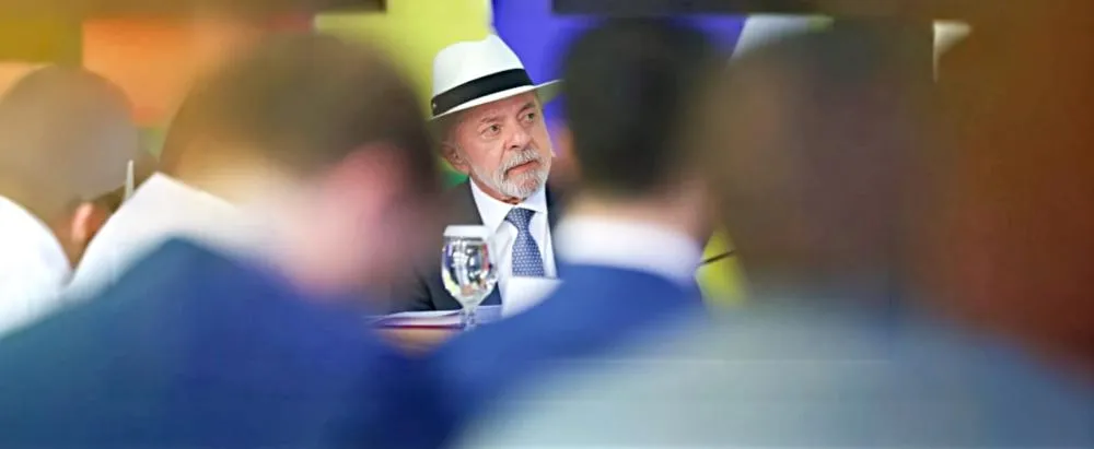 Lula insiste em Messias e ignora recado do Senado