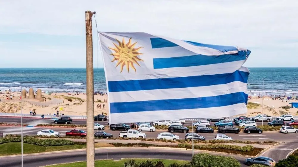 Uruguai avança e atrai brasileiros com ambiente mais seguro para negócios
