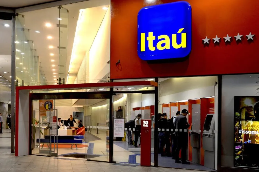 Itaú Unibanco completa 100 anos e segue como banco mais lucrativo do Brasil