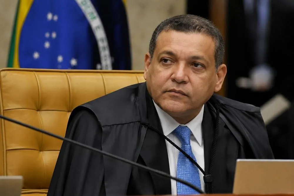 Nunes Marques assume ação que pode mexer no futuro jurídico de Bolsonaro no STF