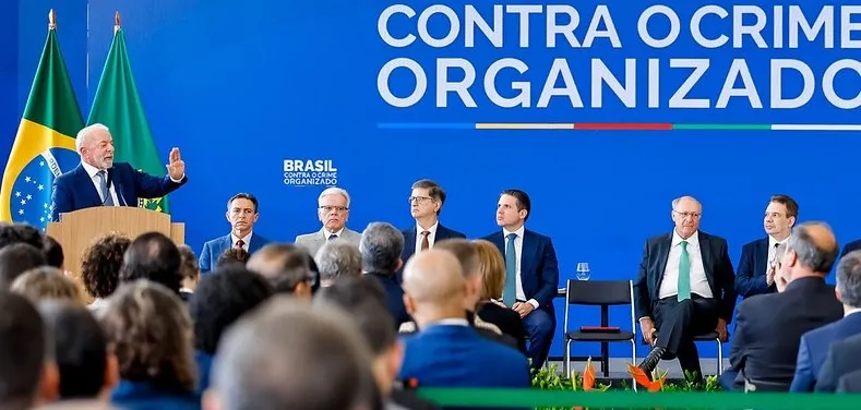 Governo anuncia combate ao crime organizado, mas valor representa só 0,73% do lucro das facções
