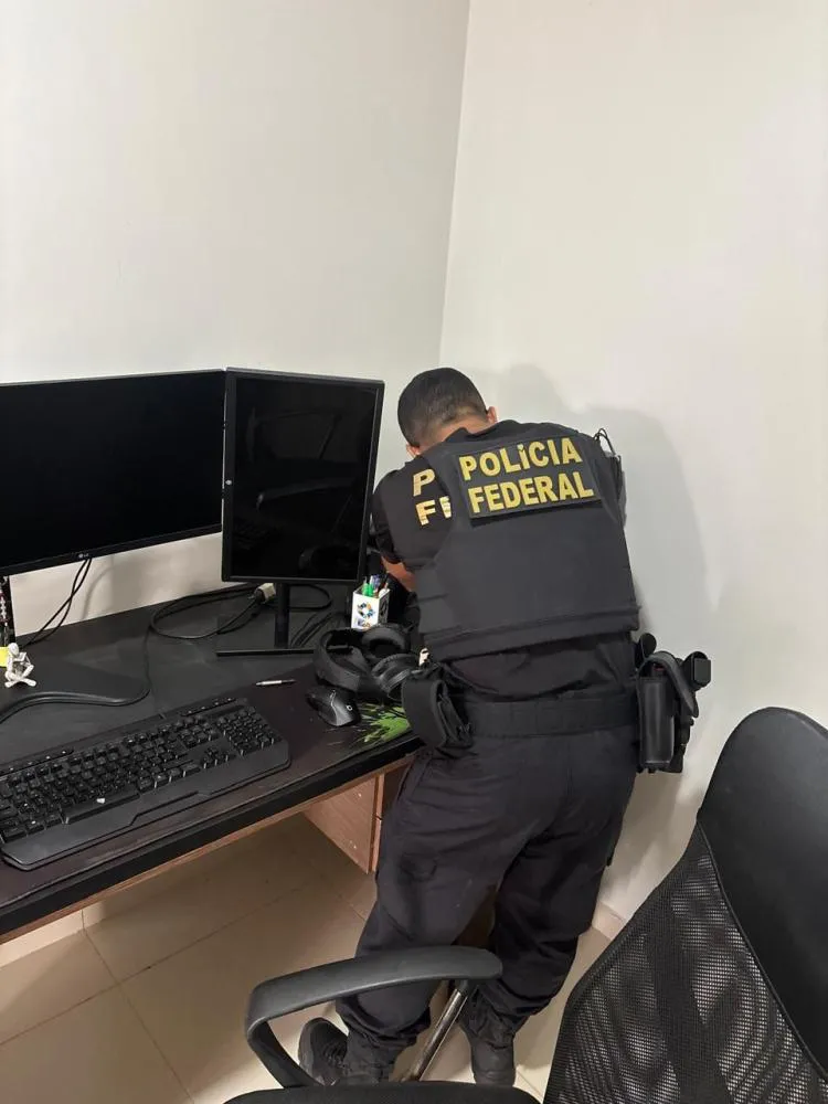 Operação da Polícia Federal investiga fraude e lavagem de dinheiro no Piauí