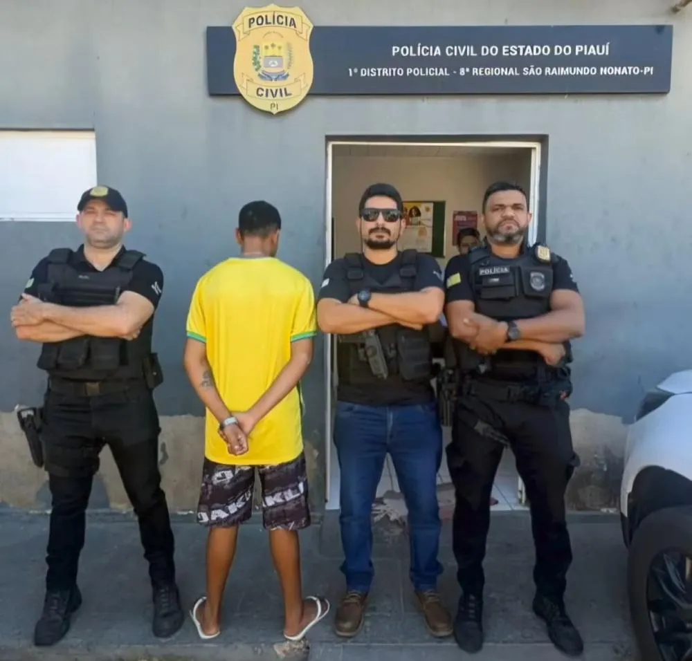 Polícia cumpre mandado contra suspeito de divulgar conteúdos ligados a facção criminosa