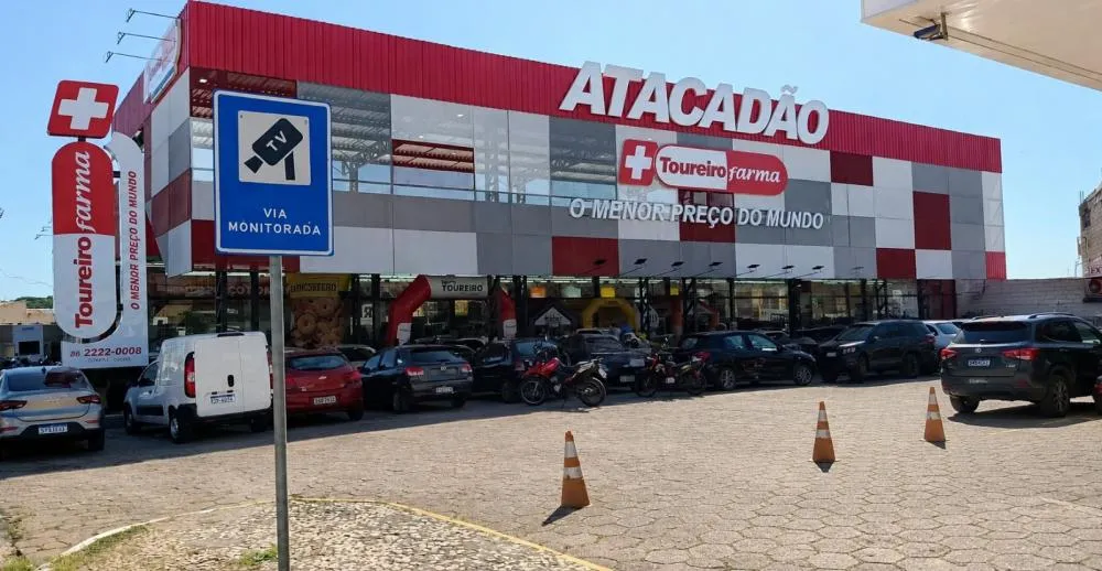Zona Norte de Teresina para para acompanhar inauguração da nova unidade da Toureiro Farma