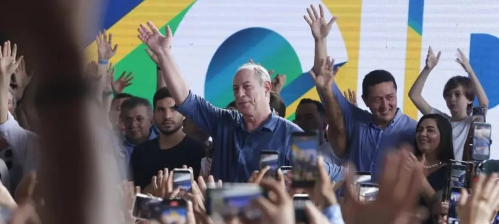 Ciro Gomes diz que governo do Ceará será “último mandato” e intensifica caminhada pelo Estado