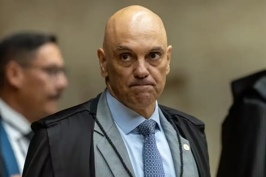 Justiça dos EUA autoriza citação de Moraes por e-mail em ação ligada à empresa de Trump