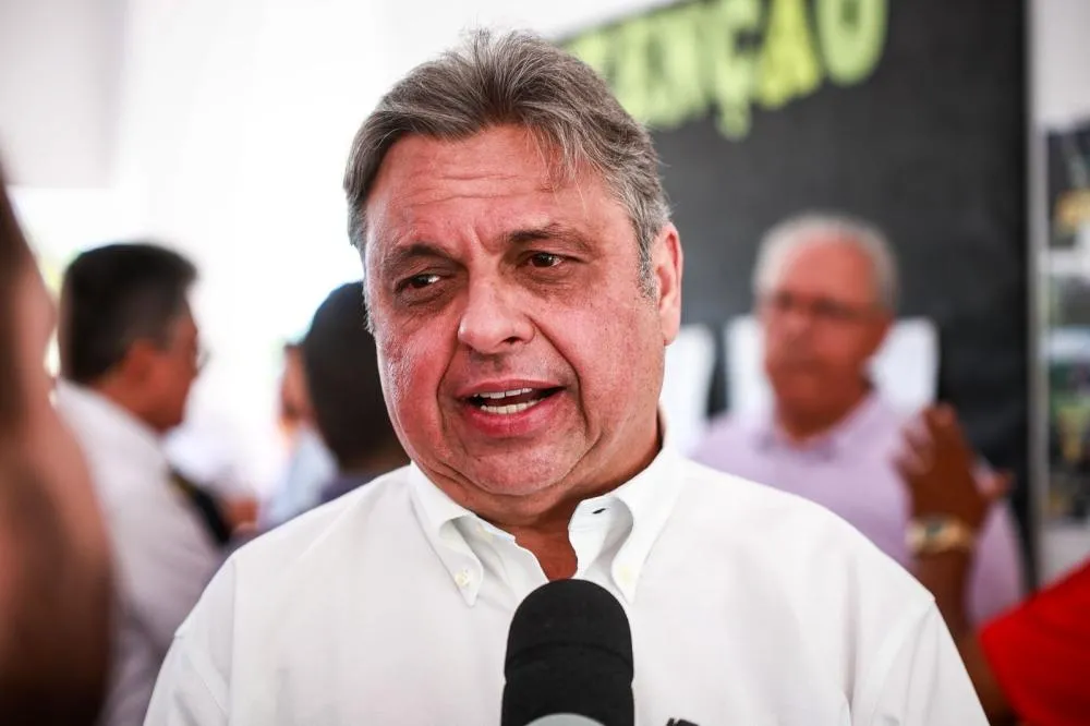 Após acidente doméstico, dep. Júlio Arcoverde será transferido de Teresina para hospital em SP