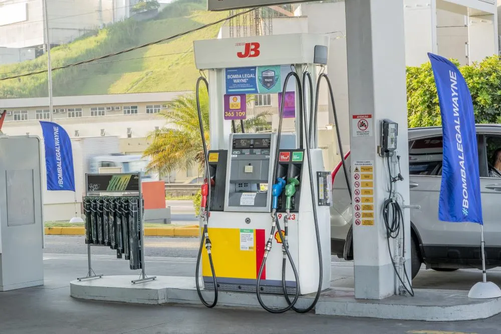 Petrobras aumenta gasolina de R$ 0,48 por litro