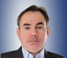 ALÉM DO DIREITO